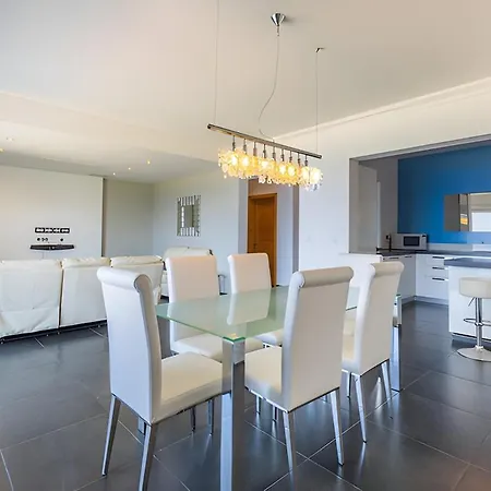 شقة Luxury Coastal With Panoramic Views S9 *