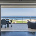 Luxury Coastal With Panoramic Views S9 Apartman *