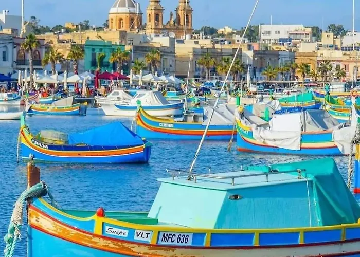 Luxury Coastal With Panoramic Views S9