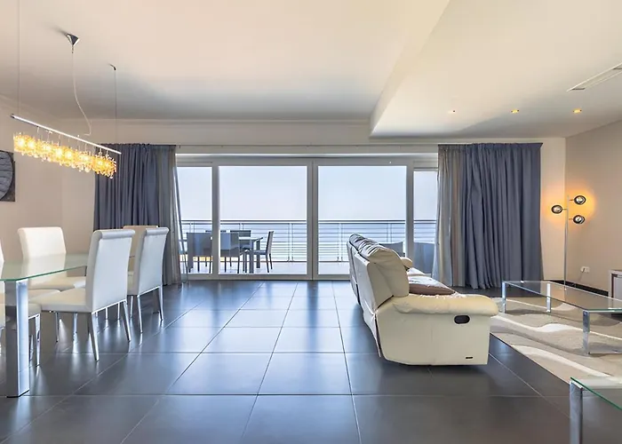 Daire Luxury Coastal With Panoramic Views S9