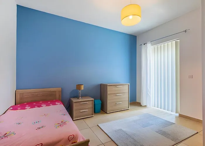 Luxury Coastal With Panoramic Views S9 *