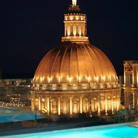 Luxury Coastal With Panoramic Views S9